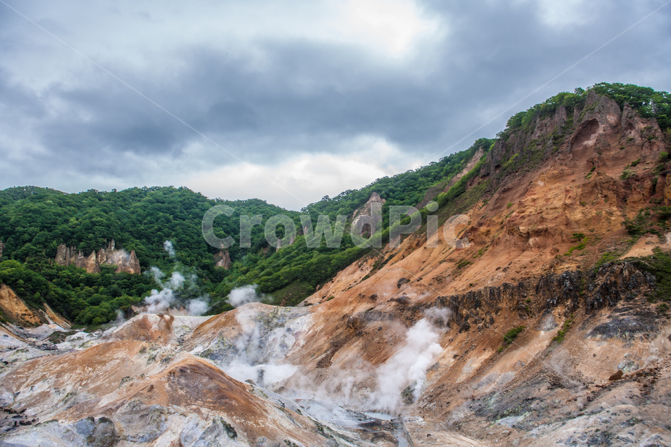 화산,연기,유황,활화산,일본,관광지,온천,산,풍경,자연,풍경,nature,landscape,해외,외국,세계,foreign,oversea,world,세계자연풍경,해외자연풍경,외국자연풍경,world nature landscape,water,물,outdoors,옥외,mountain,river,강