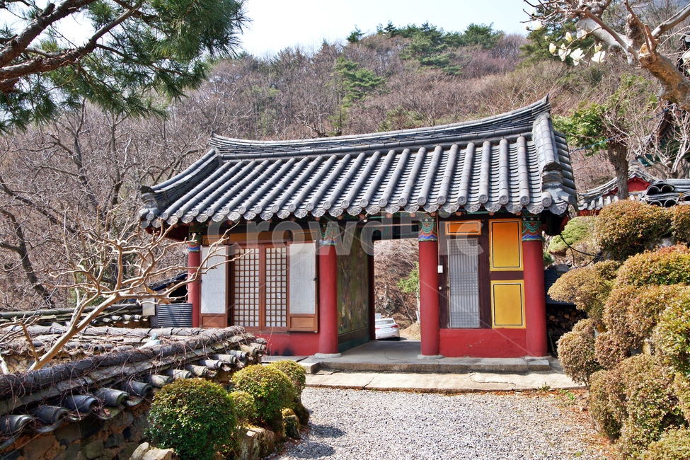 여시문,비로암,영축산,통도사,말사,사찰,비로자나불,산내암자,산사,돌담,고건축,한국전통,한국문화,korean traditional,korean culture,건축물,건물외관,exterior,building,structure,architecture,construction