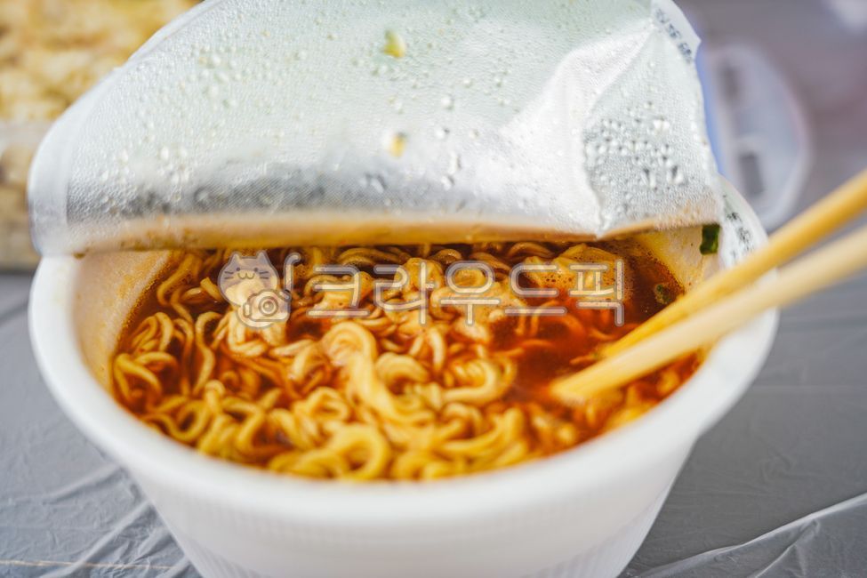 ramen,noodle,Cup ramen,disposable,Cup Noodles