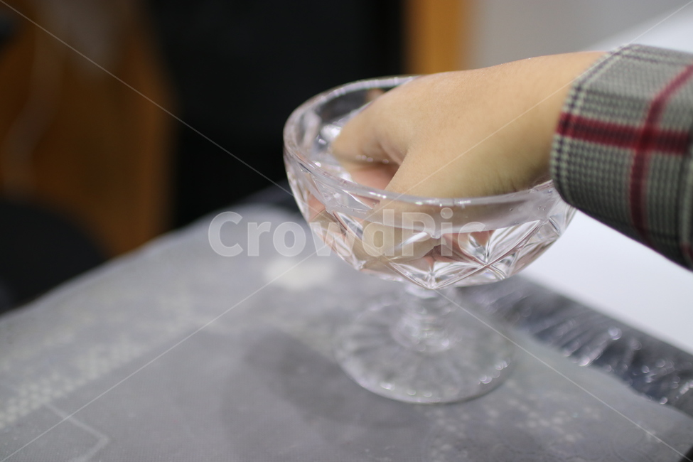 네일,네일아트,손톱,손톱정리,손톱관리,손,예쁜손,네일아트디자인,쏙오프,장갑,바다,여자손