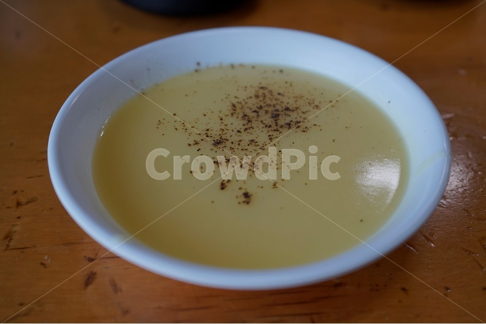 스프,옥수수스프,후추가루,접시,식사,음식,food,soup,포타주,potage,퓌레,크림,달걀,버터,걸쭉,음식,식재료,요리,food,cook,meal,dishes,food reserves