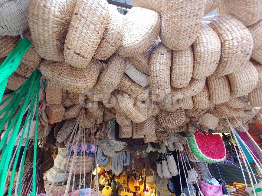 thailand bag,Market scenery,hundred,womens bag,Chatuchak Market,color,rattan bag,Luggage,Bye,market,Bangkok,pretty bag,A sniper to womens hearts,thailand,My type,Rambutan bag,colorful