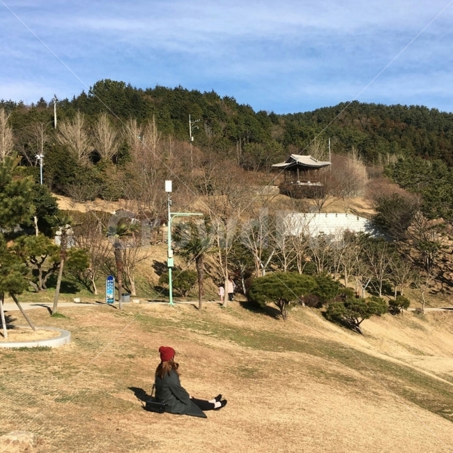 가을,여행,감성사진,공원,여유,가을,계절,fall,autumn,season,자연,풍경,nature,landscape,사람,인물,인간,human,person,여성,여자,woman,female,lady,여행,휴가,traveling,vacation,trip,outdoors,옥외