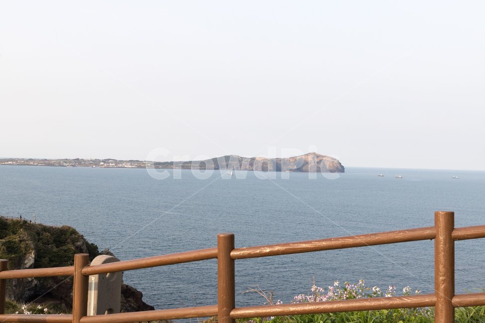 제주,제주도,성산일출봉,봄,힐링,등산,오름,올레길,제주올레,우도,자연,풍경,nature,landscape,railing,난간,banister,handrail