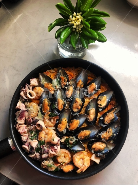해산물,해산물빠에야,원팬요리,홍합요리,해산물요리,paella,seafood