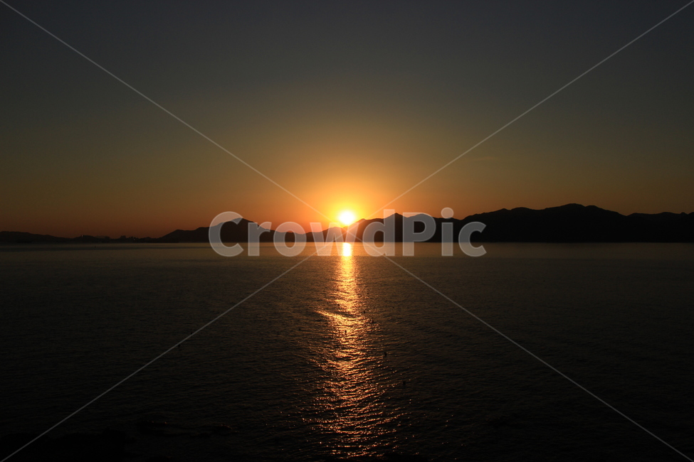 일출,해맞이,해돋이,풍경,바다,새해,하늘,남해,자연,풍경,nature,landscape,light,빛,flare,플레어,sunlight,햇빛,outdoors,옥외,dawn,새벽,dusk,황혼,red sky,붉은 하늘,sunset,일몰,sky