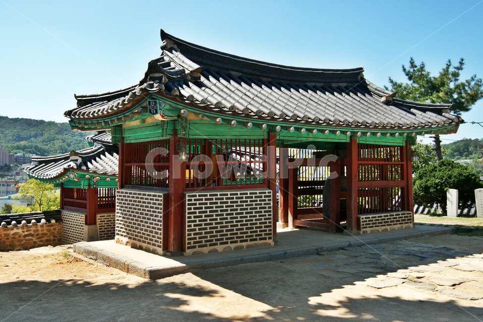성공회강화성당,외삼문,강화도,1900년건립,천주교,구원의방주,한옥,종교,성당,토착화,전통,바실리카양식,고요한,한국전통,한국문화,korean traditional,korean culture,건축물,건물외관,exterior,building,structure,architecture,construction