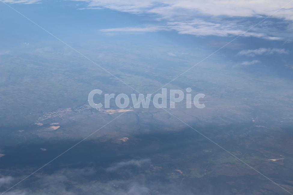 cloud,sky,airplane,Scenery outside the plane,Outside the airplane window