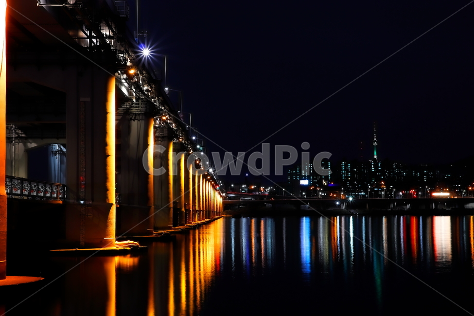 한강야경,반포대교,야경,서울,한강,남산,야경,밤,풍경,nightscape,night,landscape,도시,city,한국도시풍경,한국도시경관,korea cityscape,water,물,waterfront,워터 프론트,building,건물,pier,교각,port,포트,dock,독
