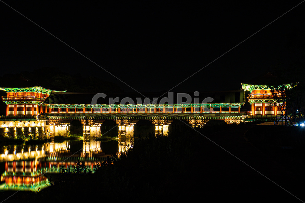 월정교,경주,랜드마크,관광지,야경,야간,다리,불빛,밤,역사,풍경,woljeonggyo,landmark,atouristspot,anightscene,night,history,야경,밤,풍경,nightscape,night,landscape,한국전통,한국문화,korean traditional,korean culture,랜드마크,landmark,tourist attraction,한국랜드마크,한국관광지,한국명소,korea landmark,korea tourist attraction,건축물,건물외관,exterior,building,structure,architecture,construction