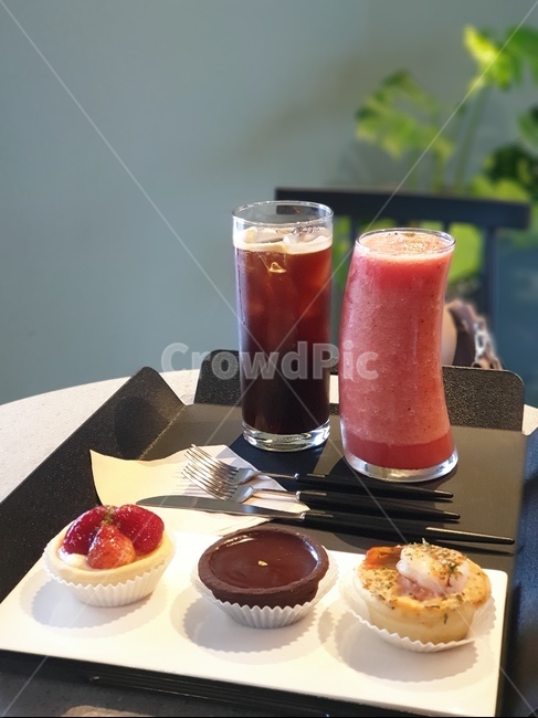 카페,커피,타르트,음식,데이트