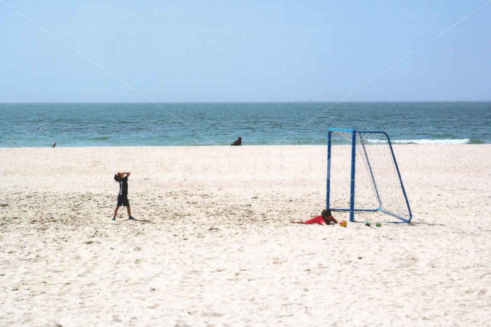 바다,해변,beach,자연,풍경,nature,landscape,여름,계절,summer,season,모래사장,해수욕장,축구,페널티킥,경기,시합,취미,스포츠,선수,운동,운동선수,공,공놀이,게임,놀이,연습,슛,슈팅,soccer,game,football,shoot,sports,exercise,스포츠,레저,운동,sports,leisure,exercise