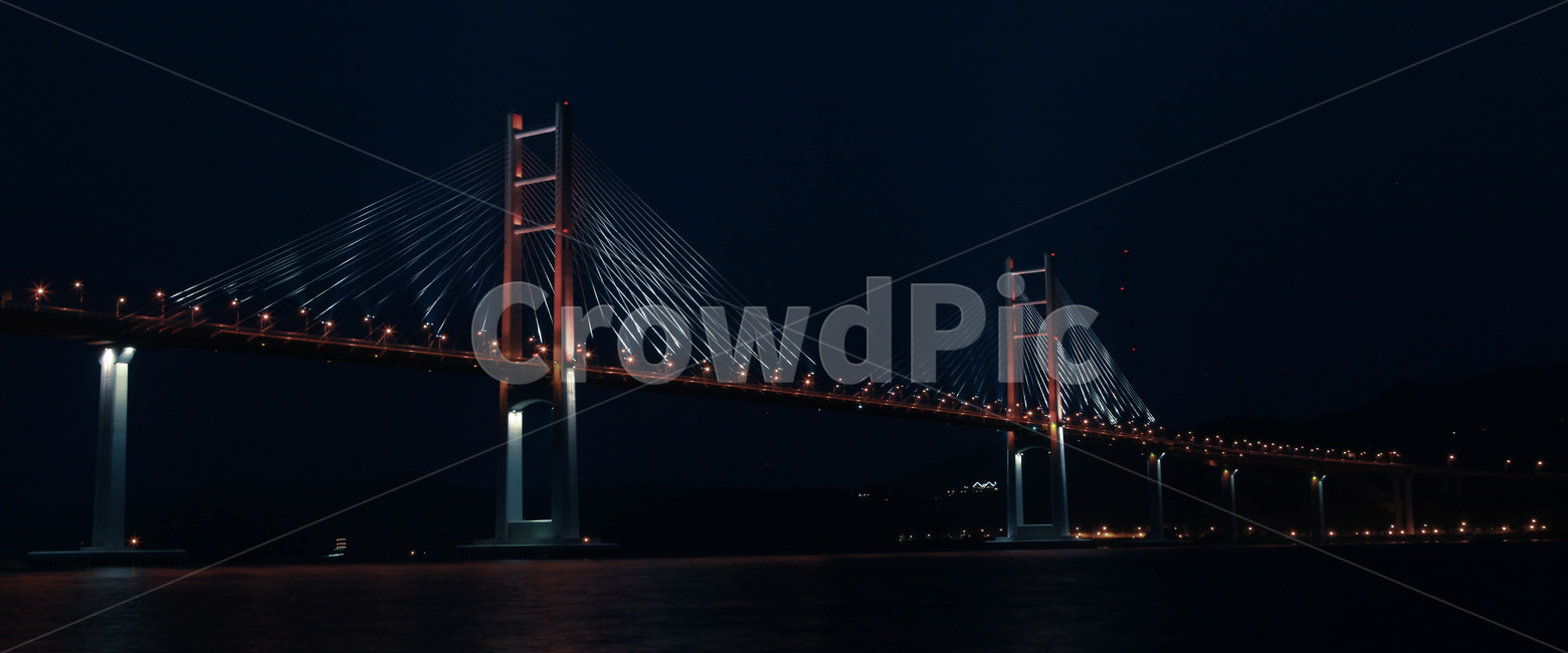 귀산동,밤,야경,조명,불빛,풍경,night,nightview,bridge,lights,landscape,nightcap,야경,밤,풍경,nightscape,night,landscape,건축물,건물외관,exterior,building,structure,architecture,construction,다리,건물