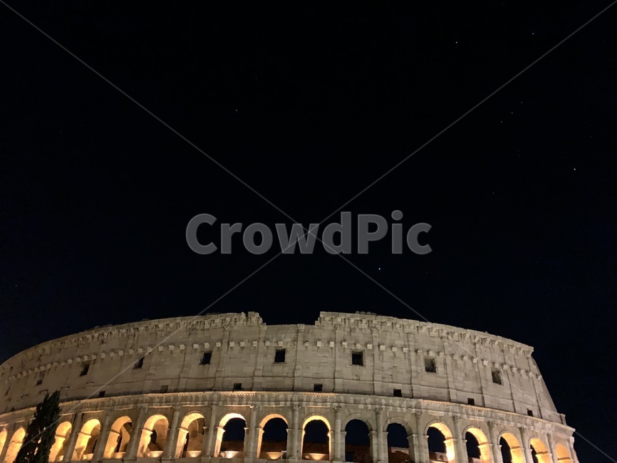 유럽,europe,이탈리아,italy,로마,rome,roma,밤,야경,night,nightview,별,star,콜로세움,colosseo,architecture,건축물,building,건물,랜드마크,landmark,tourist attraction,세계랜드마크,해외랜드마크,외국랜드마크,world landmark,world tourist attraction