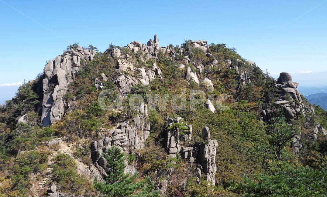 만물상,가야산,합천,가을정취,산수화,gayamountain,variousrocks,sky,자연,풍경,nature,landscape,한국자연풍경,한국자연경관,korea nature landscape,outdoors,옥외,cliff,낭떠러지,plant,식물,tree,나무
