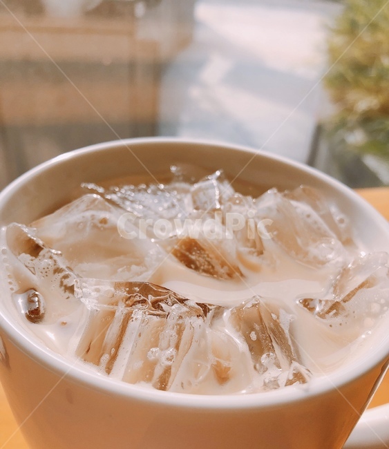 커피,밀크티,카페,음료,얼음,맛있는,달콤한,시원한,여름,더위,메뉴