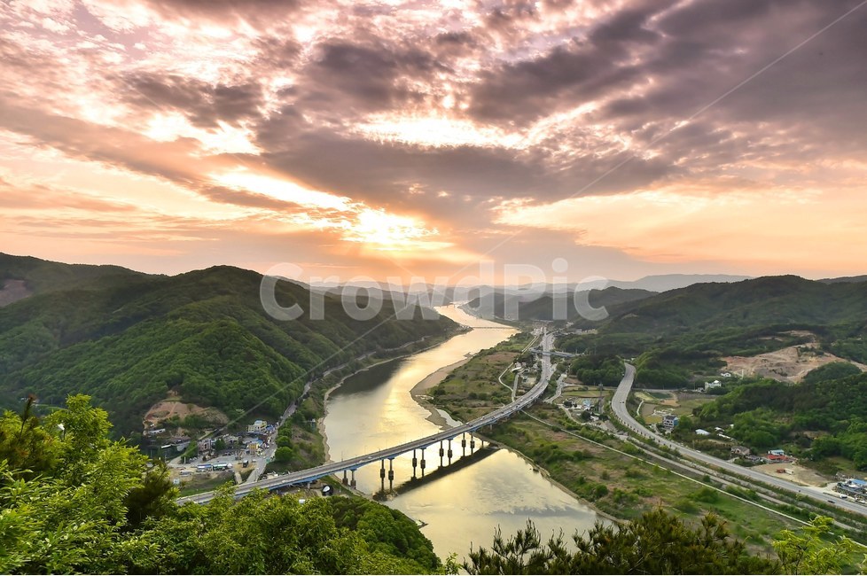 공주시,청벽대교,노을,야경명소,금강,자연,풍경,nature,landscape,한국자연풍경,한국자연경관,korea nature landscape,scenery,outdoors,옥외,경치,road,도로,aerial view,조감도,panoramic,파노라마