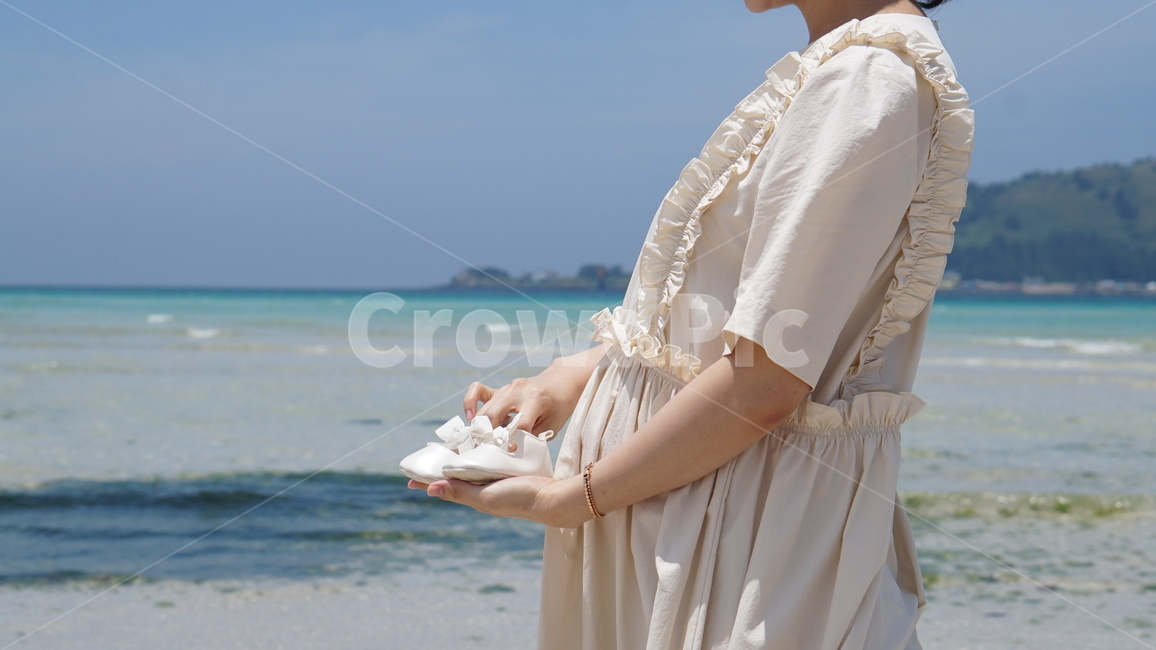 만삭,여자옆모습,웨딩,임신,육아,여자,의복,의류,clothing,바다,애메랄드,태교,슈즈,애기신발,애기슈즈,협재,해수욕장,협재해수욕장,사람,인물,인간,human,person,여성,여자,woman,female,lady