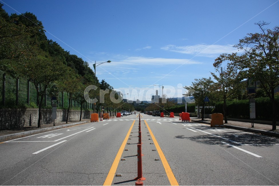 하늘,구름,풍경,여름,나무,파란하늘,도시,풍경,city,landscape,한국도시풍경,한국도시경관,korea cityscape,교통,교통수단,traffic,transportation,road,도로,asphalt,아스팔트,highway,고속도로,freeway,고속 도로