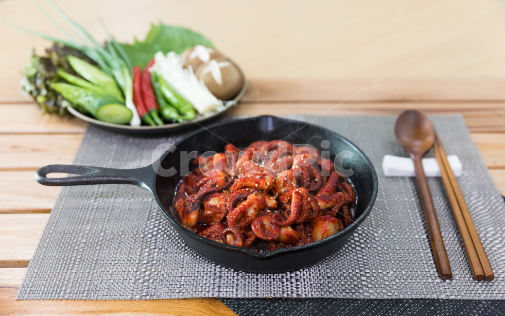 음식,쭈꾸미볶음,식사,안주,쭈꾸미,저녁식사,한식,korea,spicy,오징어볶음,식당,매콤,매운맛,red,맛집,고추장,고춧가루,식재료,요리,cook,reserves,수산물,해산물,fisheryproducts,seafood,한국음식,한국요리,food,dishes,korean,meal,koreancook,맛있다,먹다,맵다,소스,볶음,음식,식재료,요리,food,cook,meal,dishes,food reserves,한식,한국음식,한국요리,korean food,korean dishes,korean meal,korean cook
