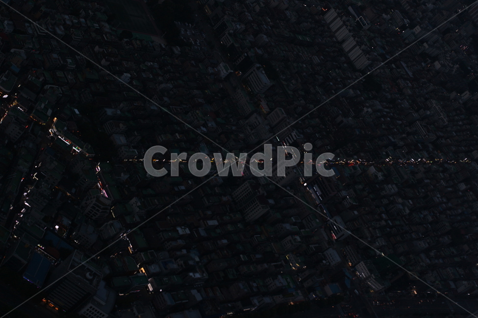 도시,도심,건물,야경,마천루,별자리,불빛,야근,야경,밤,풍경,nightscape,night,landscape,도시,city,outdoors,옥외,경치,nature,자연,scenery,aerial view,조감도