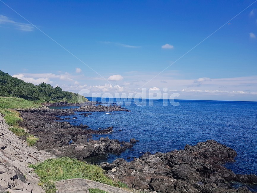 제주,제주도,제주해변,제주바다,바다,색달해변,시원함,청량함,물,하늘,파랑색,자연,야외,jeju,beach,ocean,fresh,nature,outdoors,vacation,한국자연풍경,한국자연경관,korea nature landscape,제주도,jeju,jeju island