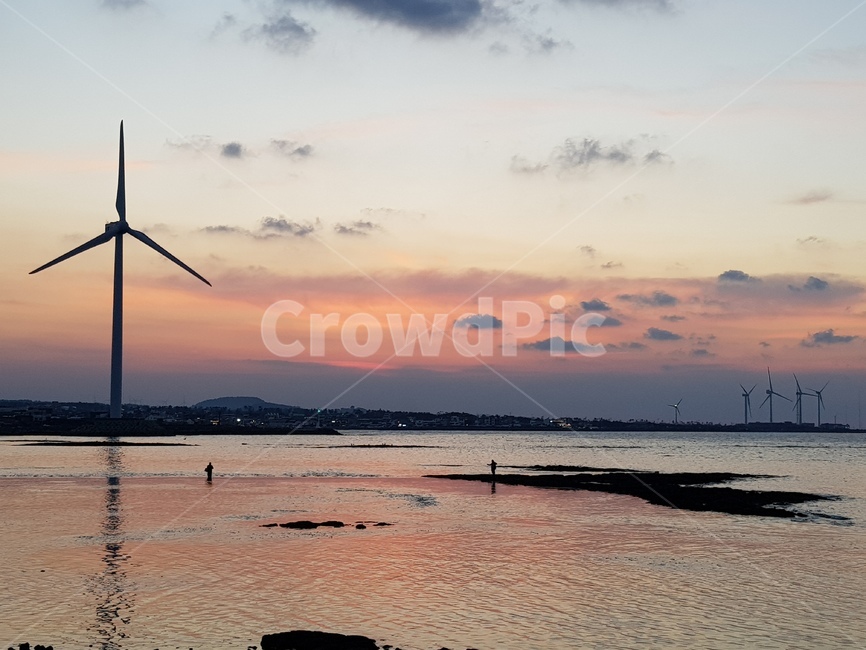sky,wind generator,ocean,provincial capital sunset,sunset,jeju island,pink sky