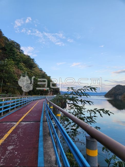 cloud,Chun Cheon,clear sky,railing,Uiam Lake,bike path,Handrail