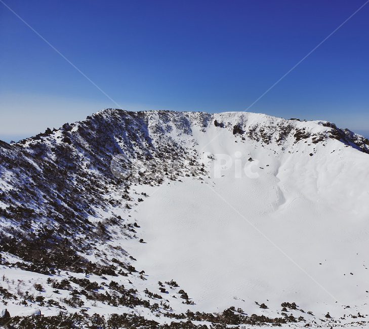 한라산,백록담,mountain,산,mountainrange,산맥,ice,nature,자연,눈,snow,outdoors,옥외,겨울,계절,winter,season