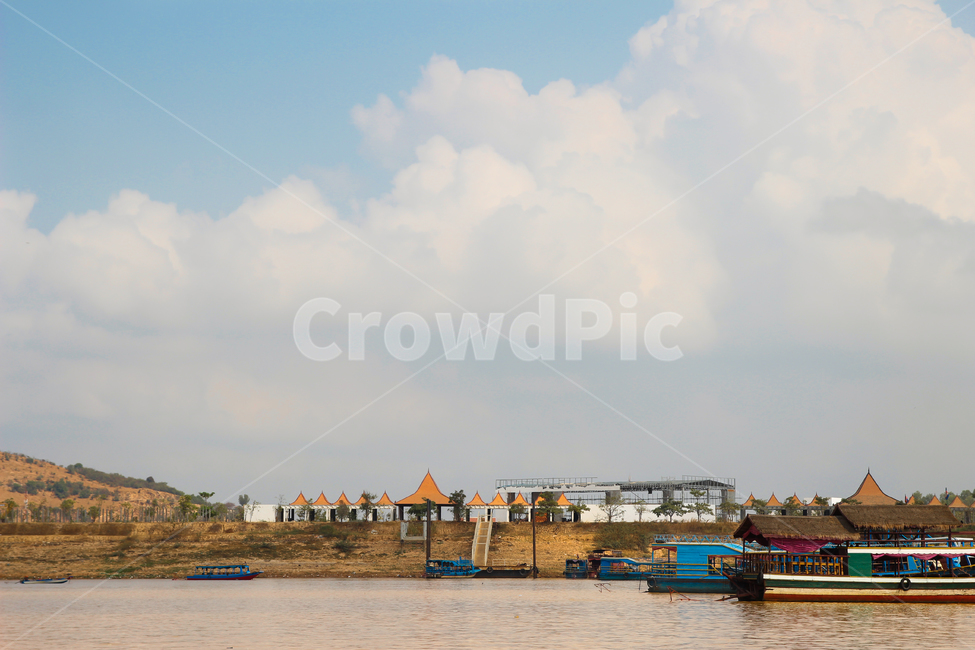 여행,강가,travel,휴가,풍경,구름,하늘,배,boat,동남아,동남아시아,캄보디아,톤레삽,자연,풍경,nature,landscape,해외,외국,세계,foreign,oversea,world,세계자연풍경,해외자연풍경,외국자연풍경,world nature landscape,교통,교통수단,traffic,transportation,watercraft,선박,vehicle,차량