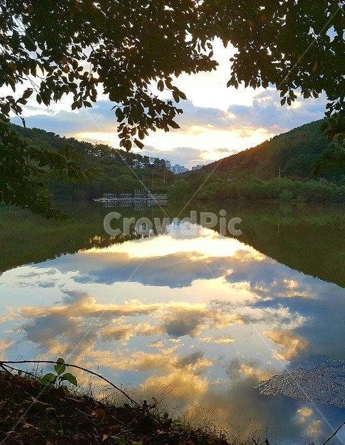수변공원,하늘,구름,일몰,반영,울산,선암호수공원,자연,풍경,nature,landscape,outdoors,옥외,water,물,land,땅