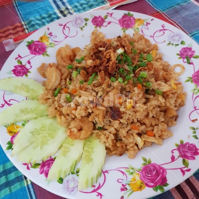 볶음밥,friedrice,계란볶음밥,egg,carrot,당근,계란,오이,cucumber,식사,meal,요리,dish,food,음식,새우,shrimp