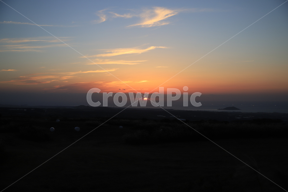 노을,풍경,해,일몰,하늘,지는해,붉은노을,붉은하늘,빨강,레드,landscape,sky,red,해질녘,natural,자연,일몰풍경,가을,가을노을,자연,풍경,nature,landscape,outdoors,옥외,dusk,황혼,sunset,dawn,새벽,red sky,붉은 하늘