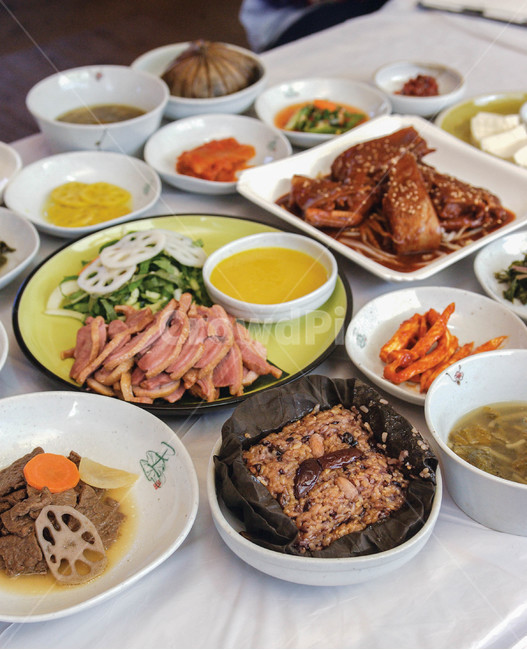 연잎밥,플레이팅,오리구이,보양식,백연밥상,음식,식재료,요리,food,cook,meal,dishes,food reserves,한식,한국음식,한국요리,korean food,korean dishes,korean meal,korean cook