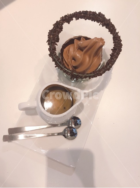커피,아이스크림,디저트,아포가토,카페,음료,음식,초코,디저트,간식,후식,dessert,snack