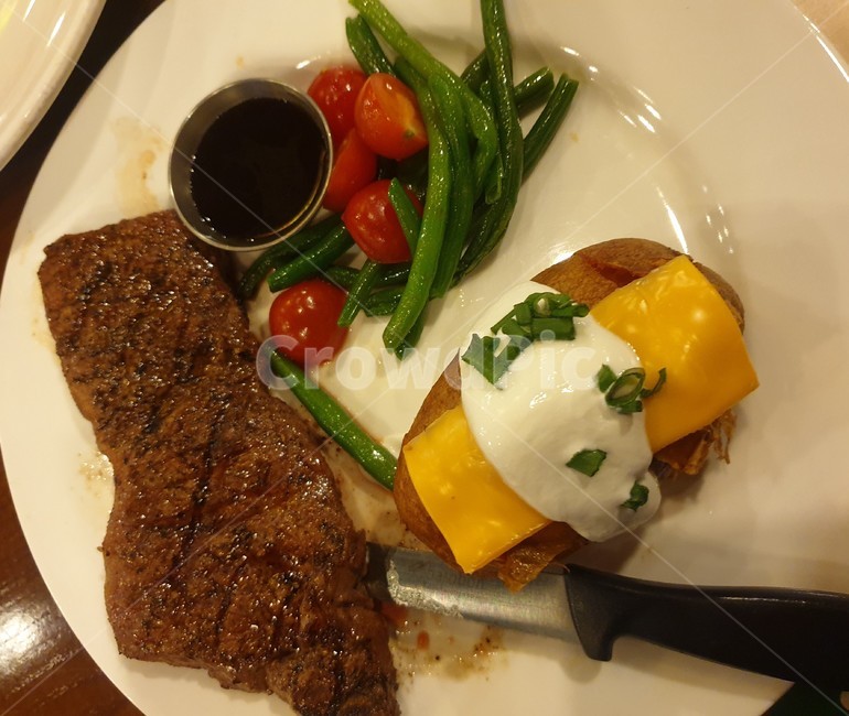 고기,salad,감자,steak,cherrytomato,방울토마토,potato,음식,식재료,요리,food,cook,meal,dishes,food reserves