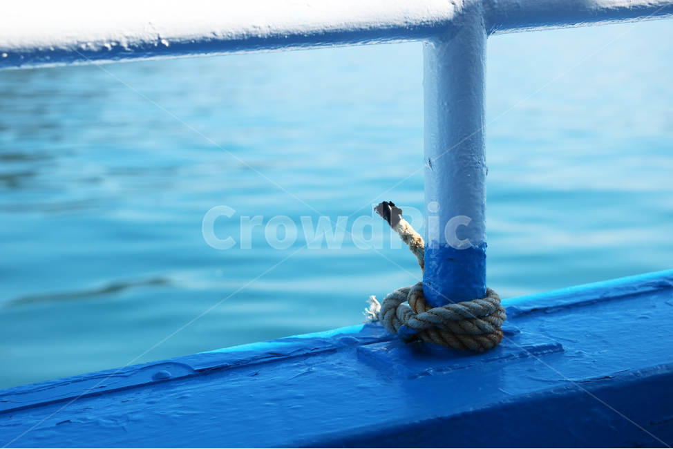 매듭,밧줄,바다,그늘,배,파랑,푸름,바닷물,배경,sea,blue,background,교통,교통수단,traffic,transportation