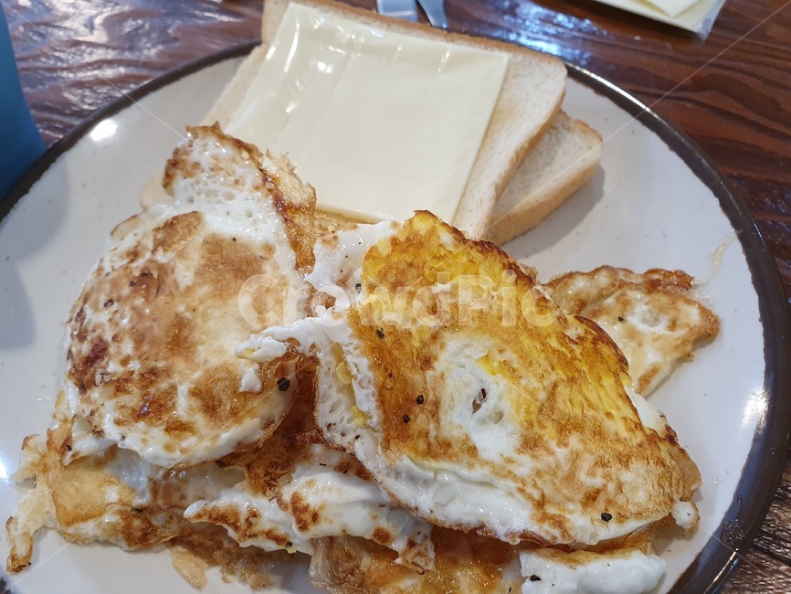 계란후라이,조식,토스트,치즈,breakfast