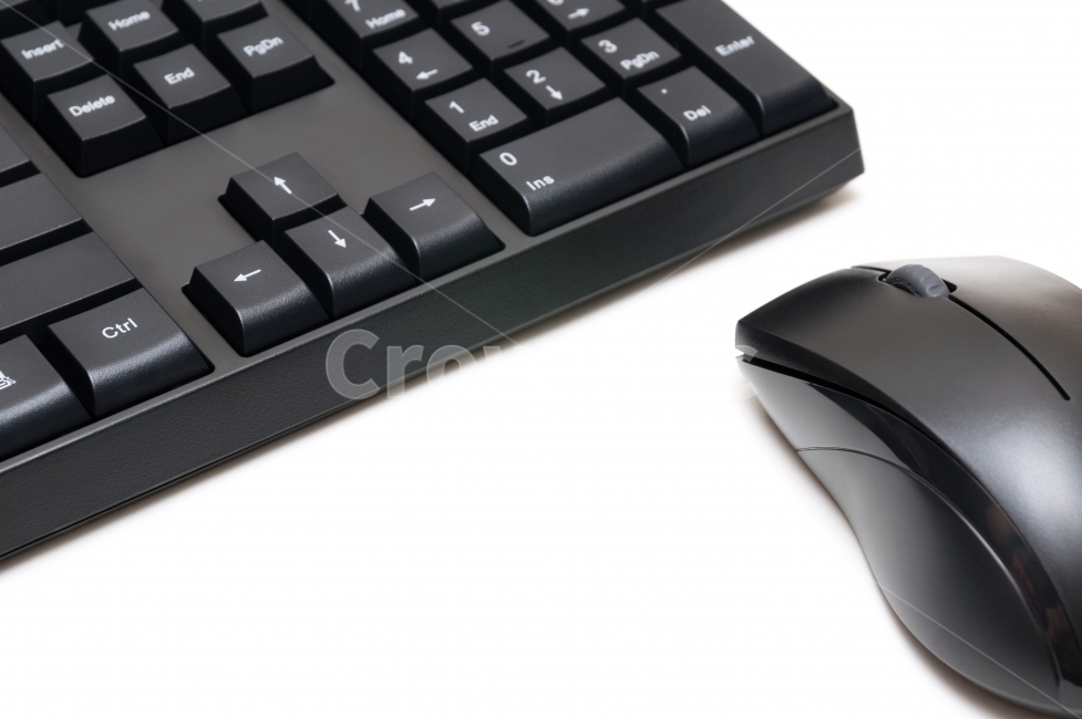 software,documents,numbers,white background,keypad,networking,office,arrangement,mouse,white,enter,letters,hardware,work,wireless mouse,click,tool,system,closeup,typing,device,internet,object,server,concept,document,icon,symbols,network,button,computer,de