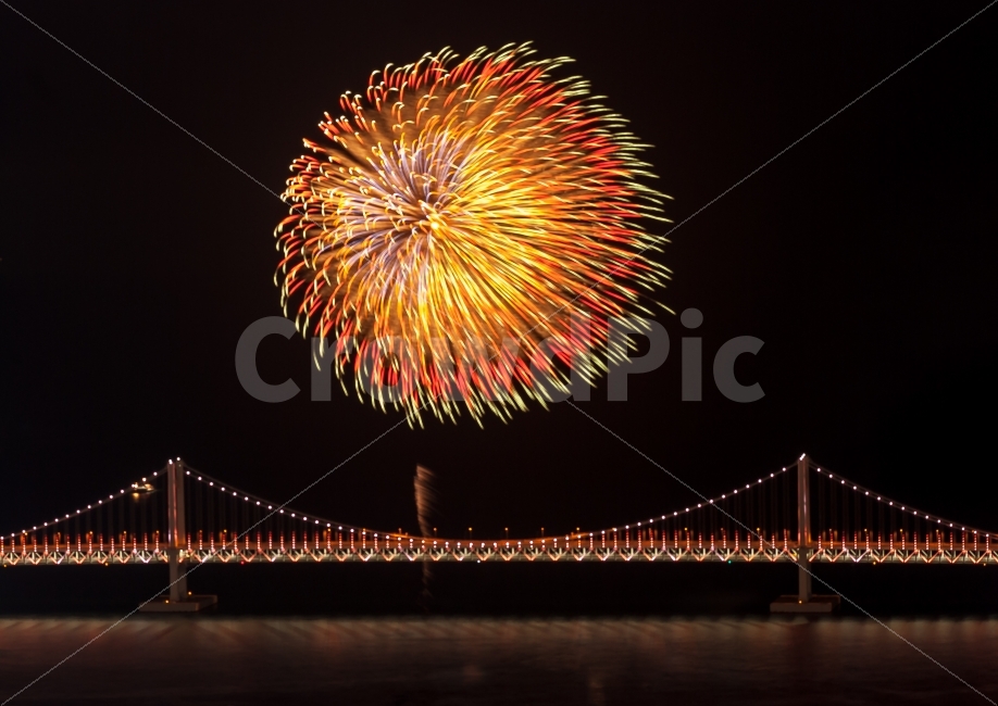 불꽃,폭죽,불꽃축제,불꽃놀이,부산,광안대교,여행,축제,놀이,fireworks,꽃,flower,야경,반영,빛,야경,밤,풍경,nightscape,night,landscape,축제,행사,festival,carnival,event,nature,자연,outdoors,옥외