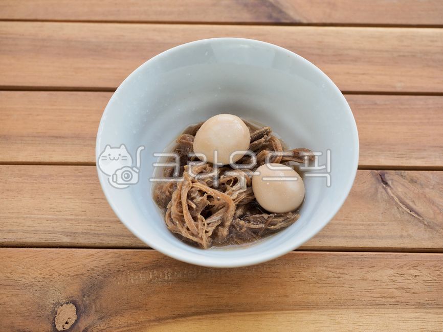 소고기,소고기장조림,장조림,한식,아시아음식,한국음식,밑반찬,간장조림,반찬,단백질,소고기간장조림,쇠고기,음식,저녁식사,고기,소스,간장,배경,식사,요리,소고기요리,beefstew,jangjorim,asianfood,koreanfood,sidedish,protein,beefsoysauce,beef,food,dinner,meat,sauce,soysauce,background,meal,cooking,beefdish,메추리알,quaileggs,음식,식재료,요리,food,cook,meal,dishes,food reserves