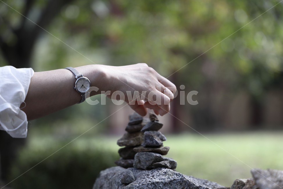 인간,돌탑,소원,불교,산,들판,산책,손,절,템플,템플스테이,temple,작은,돌,탑,종교,신앙,religion,belief,faith