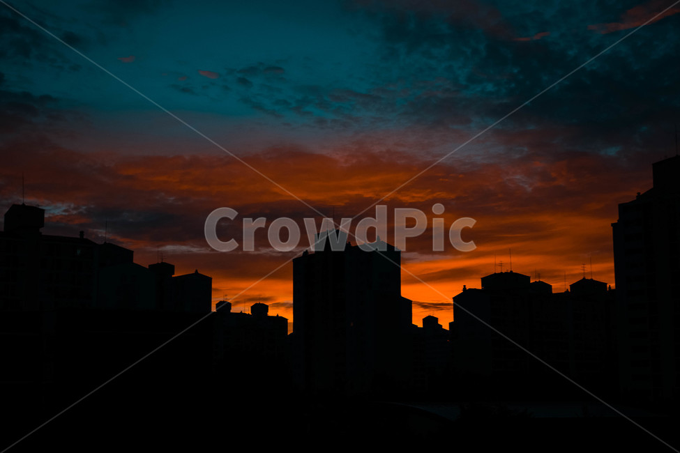 일출,아름다움,풍경,그라데이션,무지개색,색감,배경화면,도시,풍경,city,landscape,실루엣,그림자,silhouette,shadow,색깔,색상,색채,색감,color sense,color sensitivity,feeling of color