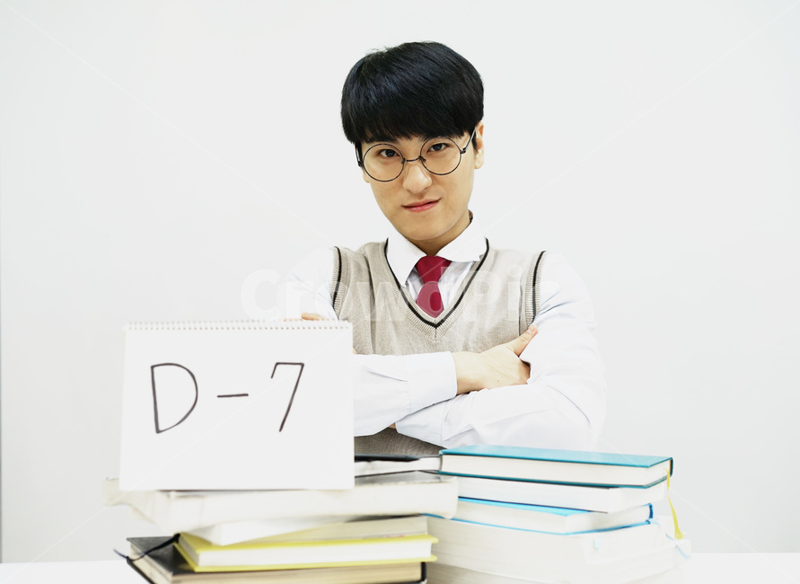 수능,교육,학생,교복,시험,강의,수업,고등학생,고3,남고생,남자고등학생,남고,수능시험,기말고사,중간고사,모의고사,exam,quiz,test,학업,공부,남자,남학생,사람,인물,인간,human,person,얼굴표정,facialexpression,face,남성,man,male,학교,education,learning,study,schoo,사람,인물,인간,human,person,얼굴표정,facial expression,face,남성,남자,man,male,감정표현,기분,feeling,emotion,교육,학교,공부,education,learning,study,school