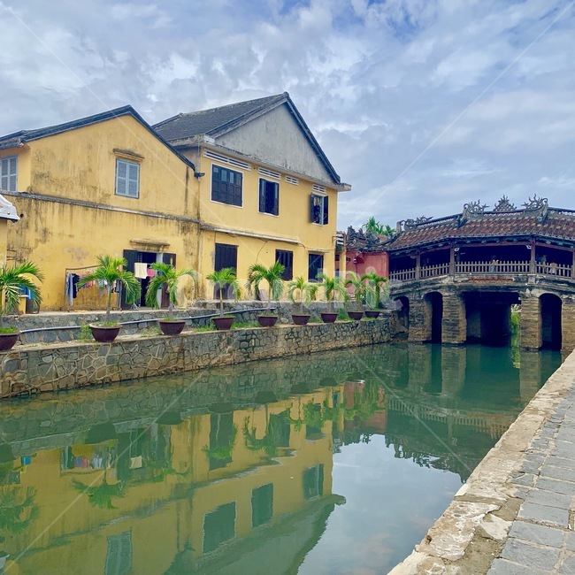 water,물,bridge,다리,건물,해외,외국,세계,foreign,oversea,world,건축물,건물외관,exterior,building,structure,architecture,construction