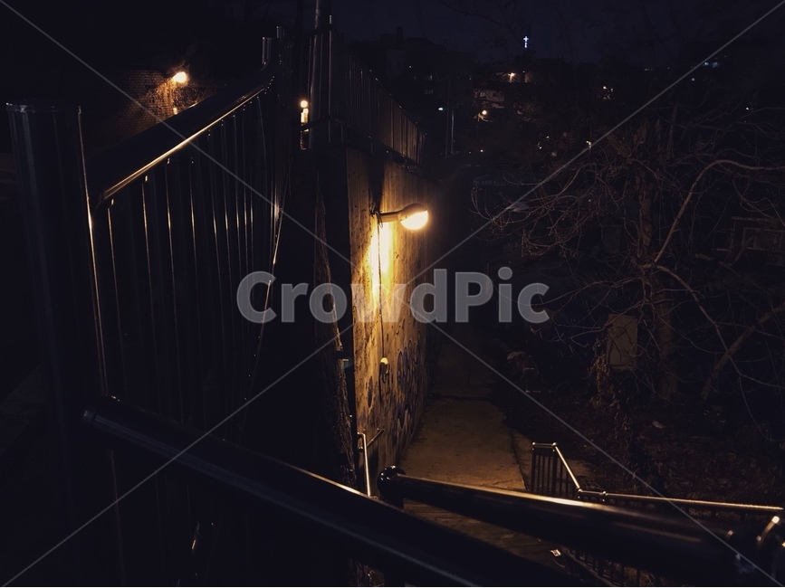 인천여행,자유공원,공원야경,가로등,풍경,야경,밤,풍경,nightscape,night,landscape,골목길,alley,handrail,난간,banister
