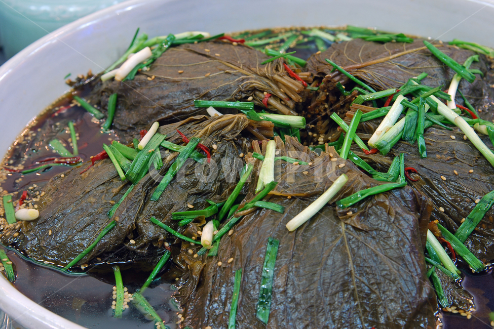 깻잎장아찌,깻잎,장아찌,장,깻잎장,양념,간장,음식,한식,전통,한국,한국전통,전통음식,반찬,음식,식재료,요리,food,cook,meal,dishes,food reserves,한식,한국음식,한국요리,korean food,korean dishes,korean meal,korean cook