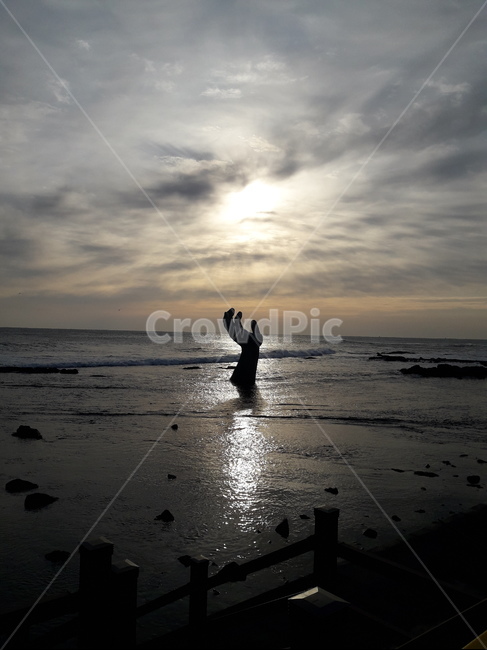 포항,호미곶,손,해,바다,자연,풍경,nature,landscape,한국자연풍경,한국자연경관,korea nature landscape,랜드마크,landmark,tourist attraction,한국랜드마크,한국관광지,한국명소,korea landmark,korea tourist attraction,조각상,동상,석상,조형물,statue,bronze statue,stone statue,outdoors,옥외,ocean,대양,water,물,sea