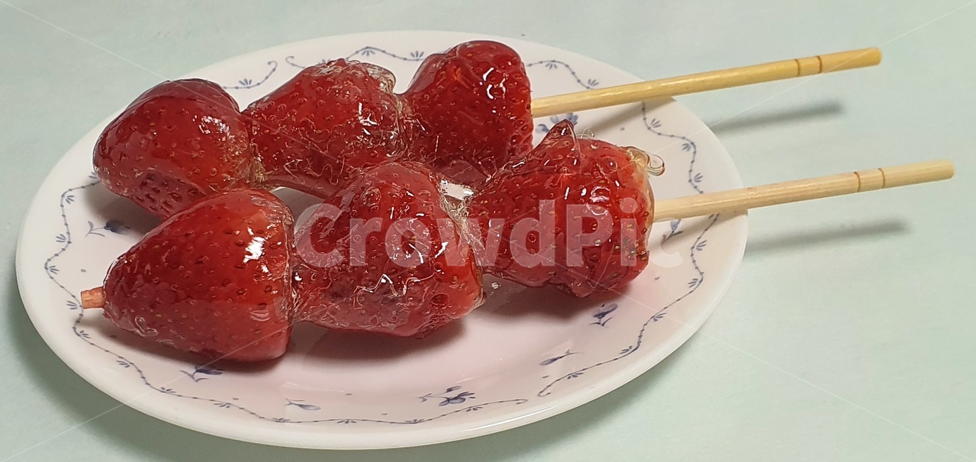 딸기,과일,탕후루,딸기탕후루,달콤,간식,sweets,confectionery,과자,food,음식