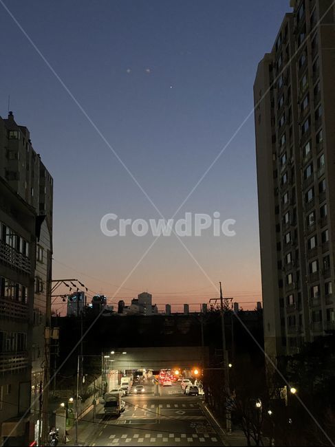 building,건물,officebuilding,sunset,sky,nightsky